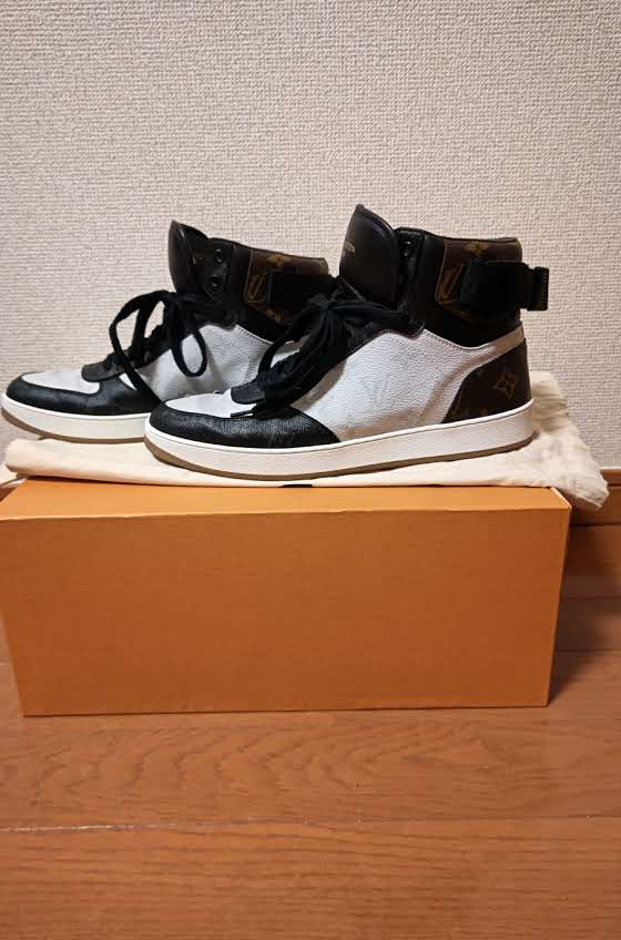 画像に alt 属性が指定されていません。ファイル名: %E3%83%B4%E3%82%A3%E3%83%88%E3%83%B3%E3%82%B9%E3%83%8B%E3%83%BC%E3%82%AB%E3%83%BC.jpg